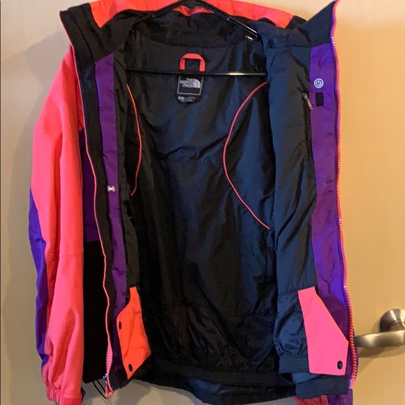 The North Face Three-Tone Ski/Snowboarding Jacket - Picture 5 of 7